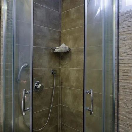 Ξενοδοχείο με διαμερίσματα Haniotitours